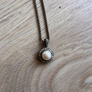 David Yurman authentic pearl diamond necklace